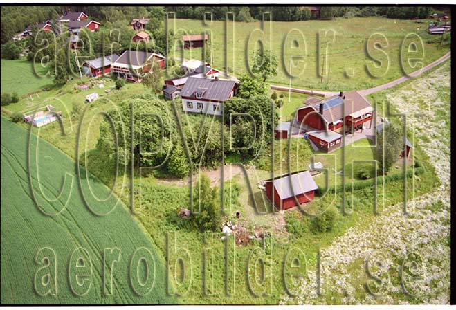 FFF 98-8907, #25. FFF 98-8907_0025 (Uppges vid kontakt med Svenska Aero-Bilder AB)